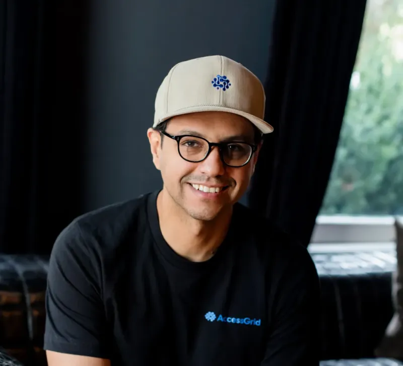 AccessGrid: Цифровые ключи для дверей будущего