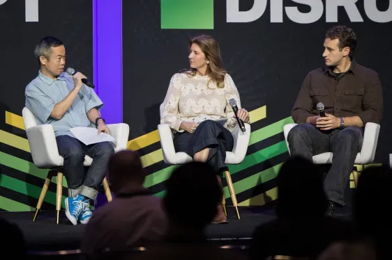 AI-пузырь: признаки, инвестиции и новые стратегии