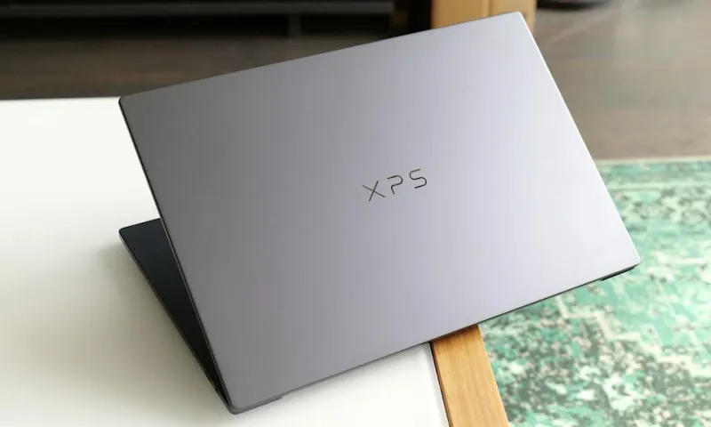 At just 3.65 pounds, the 2026 XPS 16 is basically a full pound lighter than its predecessor. 