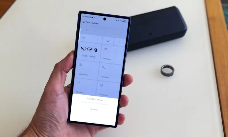While the tech and features of the G2 are very interesting, I&#39;ve run into a number of software issues while using a beta version of the app. 