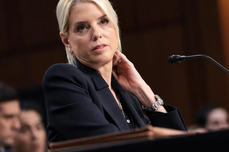 Facebook удалил группу после запроса Минюста США