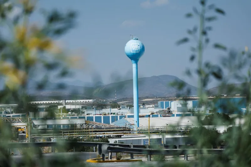 GM сокращает рабочие места из-за рынка электромобилей