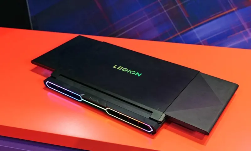 Lenovo Legion Pro Rollable: ноутбук с расширяемым OLED-экраном