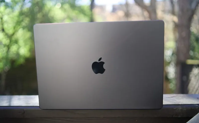 MacBook Pro 16-inch (2026, M5 Max)