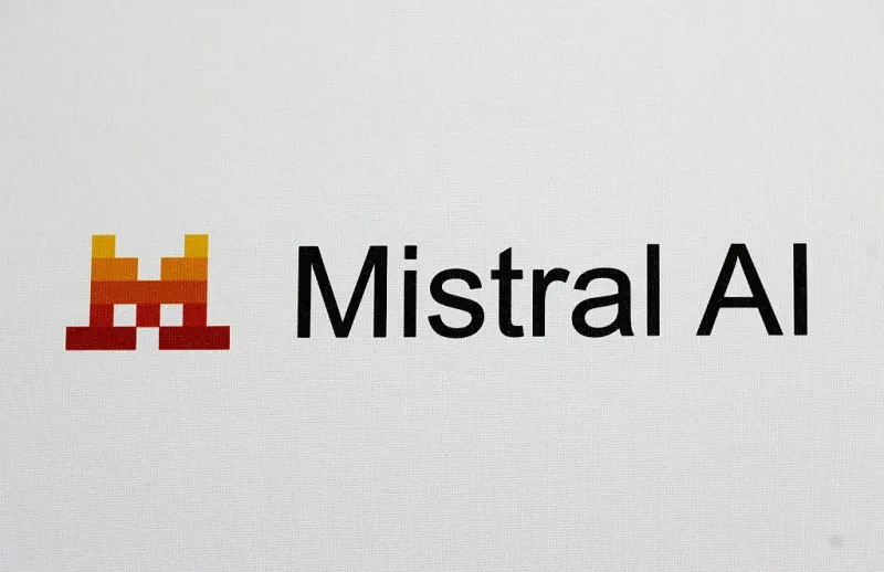 Mistral AI привлекает $830 млн для строительства дата-центра