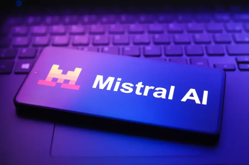 Mistral Forge: платформа для создания кастомных AI-моделей