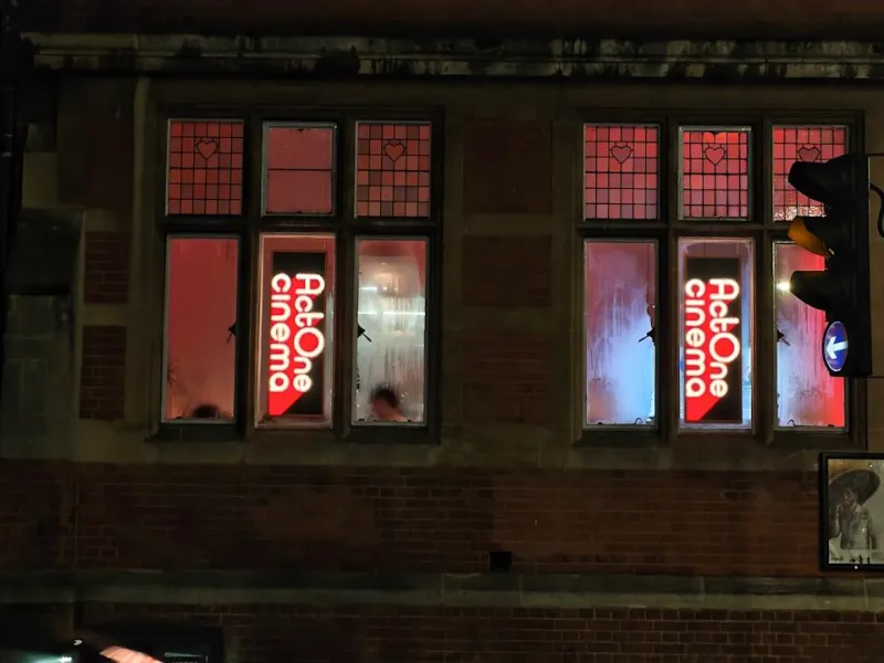 Nothing Phone 4a в руках