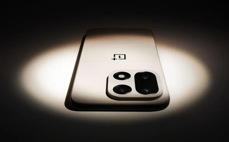 OnePlus 15: задержка релиза в США из-за проблем с FCC