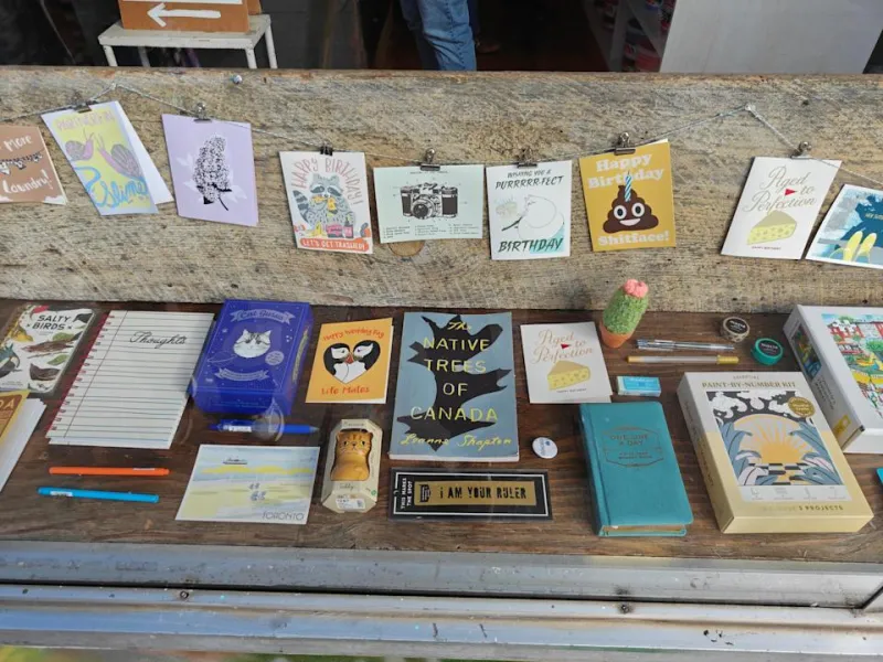 OnePlus 15: Мощный смартфон с огромной батареей