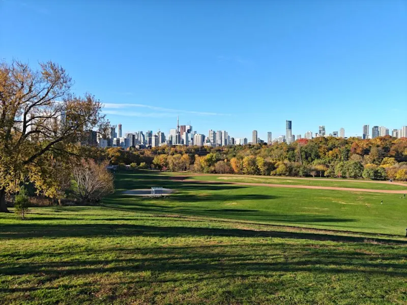 OnePlus 15: Мощный смартфон с огромной батареей