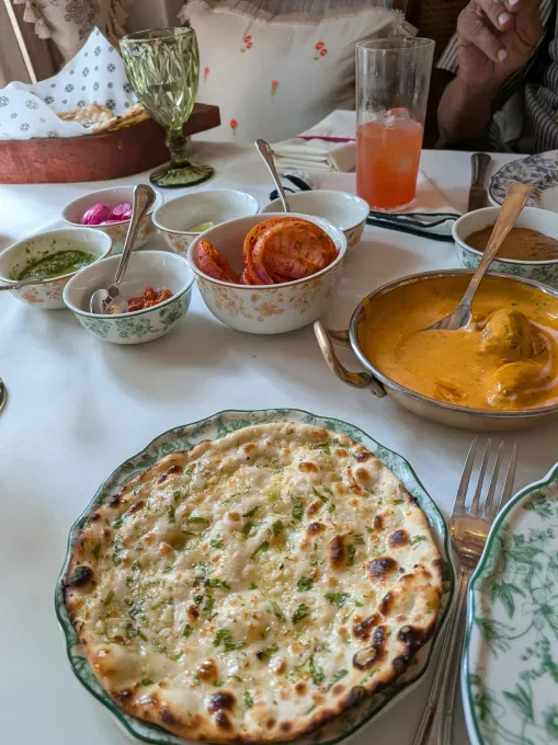 Pixel 10 Pro Fold: Прочность и AI в новом поколении