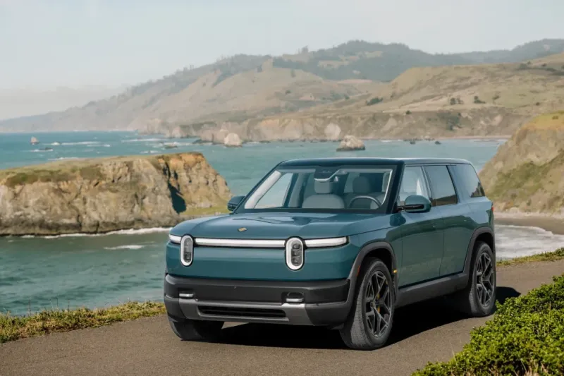 Rivian R2: цены, комплектации и характеристики нового электрокроссовера