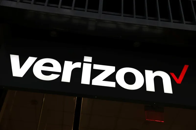 Verizon сокращает 15 000 сотрудников: причины и последствия