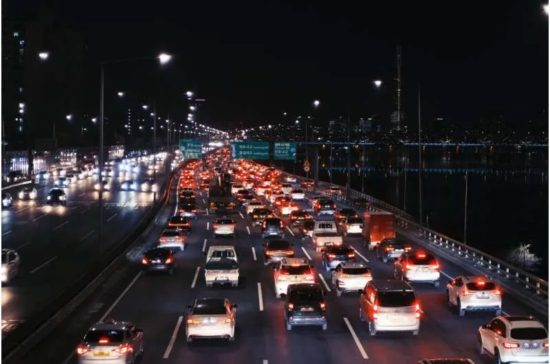 Бензин с этанолом: меньше выбросов, ниже цена в Калифорнии