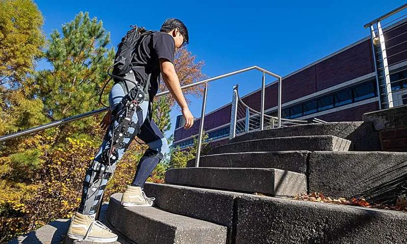 ИИ ускоряет создание экзоскелетов: новые возможности