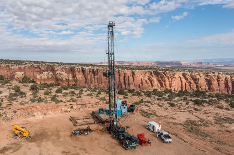 Кибермошенники похитили $1 млн у британской нефтегазовой компании