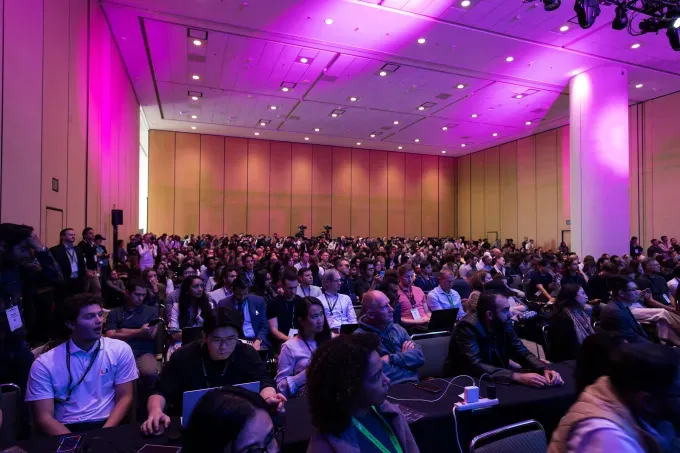 Ключевые моменты TechCrunch Disrupt: Инновации, ИИ и Будущее Стартапов