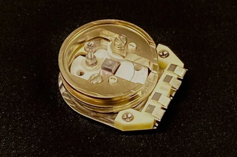 Новый метод наблюдений улучшает перспективы литий-металлических батарей