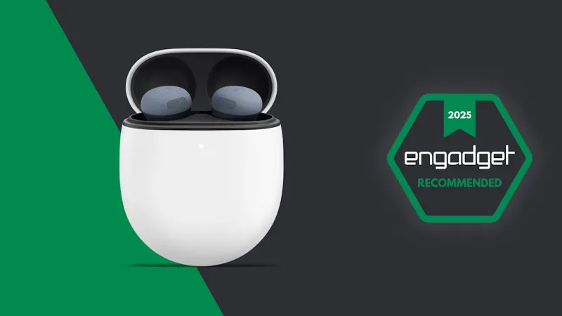 Приложение Pixel Buds предоставляет доступ к настройкам и функции контроля слуха.