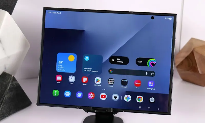 Обзор Samsung Galaxy Z TriFold: 10-дюймовый планшет в вашем кармане