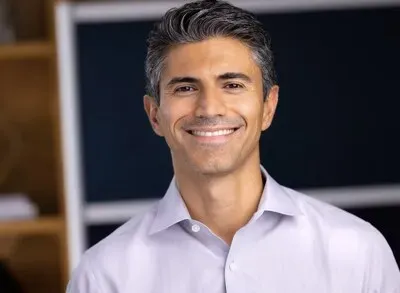 Уход директора по операциям в The Match Group и роли AI в Tinder